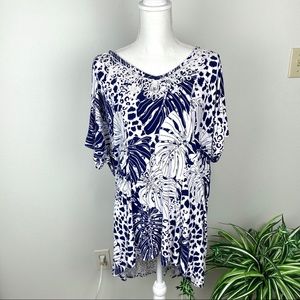 Roaman’s Plus Size 14/16 Embroidered Hi-Lo V-Neck Top Short Sleeve EUC